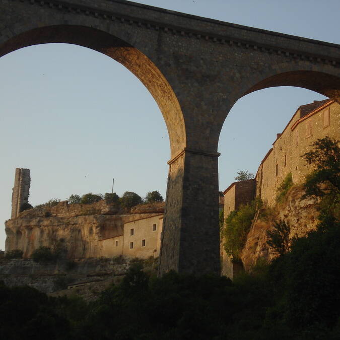 Ruine chateau Pays d'Art et d'Histoire Haut Languedoc et Vignobles