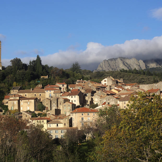 Village perché Pays d'Art et d'Histoire Haut Languedoc et Vignobles